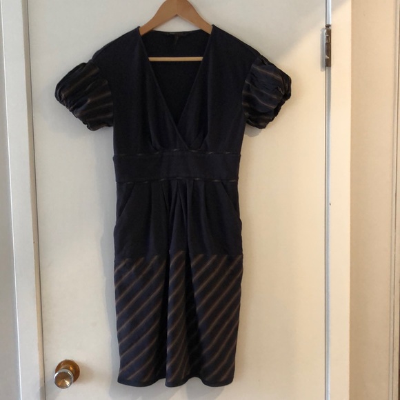 Size 4 BCBG dress - Picture 1 of 4